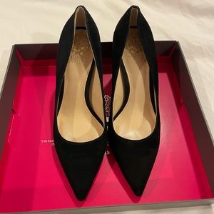 Vince Camuto Ableen Pump in black suede